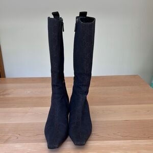 Gucci - Elegant Black Knee-High Women's Boots